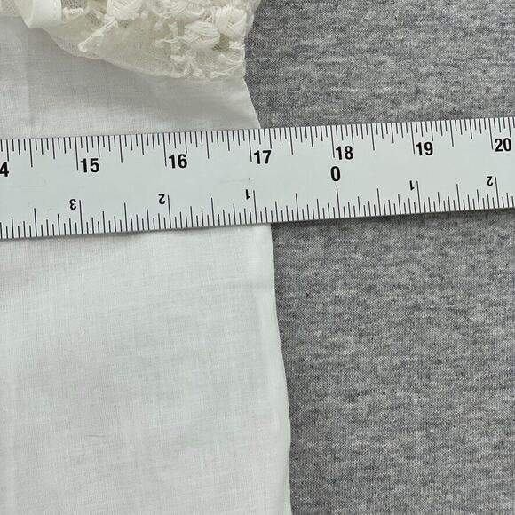 Mistic Prysm Blouse Womens Small White Cold Shoulder Lace Pleated Button Up NEW - Picture 9 of 11